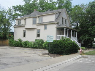 48 E Quincy Street