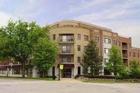 586 Crescent Boulevard Unit 304