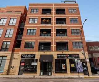 2708 N Halsted Street Unit 4N