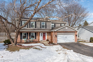 25w100 Canary Court