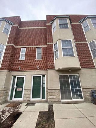 2340 W Adams Street Unit 2