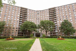 7141 N Kedzie Avenue Unit 1215