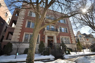 4717 S Greenwood Avenue Unit 2