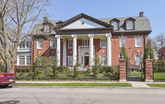 1000 E 48th Street