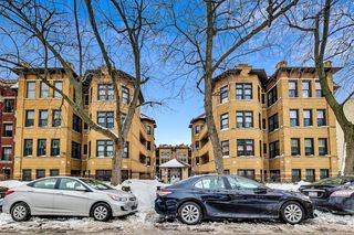 1339 W Lunt Avenue Unit 2M