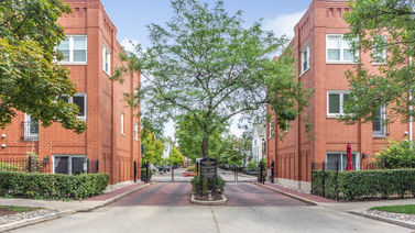 2911 N Wolcott Avenue Unit A