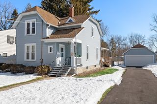 218 Pleasant Street
