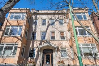 928 W Carmen Avenue Unit 1