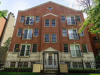 853 W Lakeside Place Unit 2E