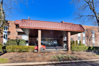 1121 W Ogden Avenue Unit 4-356