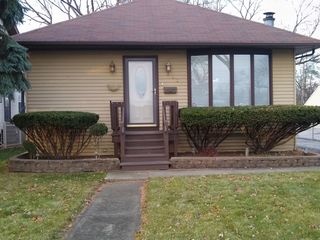 232 E Maple Avenue