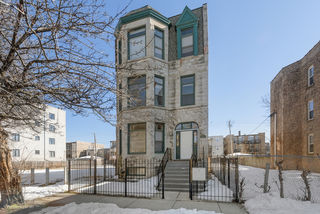 4939 S Forrestville Avenue Unit 2