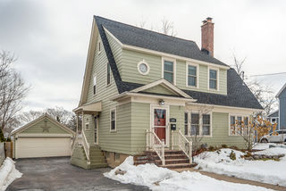 320 Pleasant Street