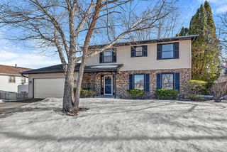525 Pheasant Ridge Drive