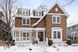 211 9th Street