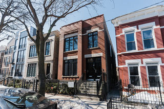 918 N Wolcott Avenue Unit 2