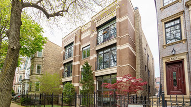 3229 N Clifton Avenue Unit 1S