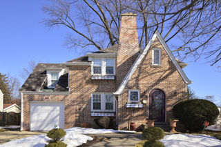 347 S Wolf Road