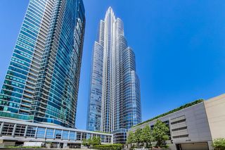 1211 S Prairie Avenue Unit 4605
