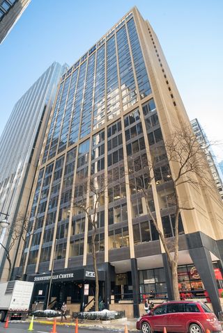 233 E Erie Street Unit 2009