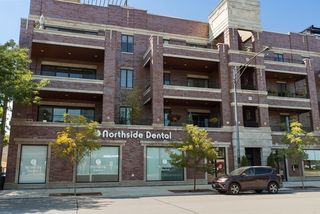 5820 N Clark Street Unit 203