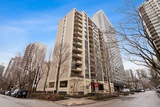 1450 N Astor Street Unit 5C
