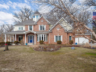 29w140 Forest Lane