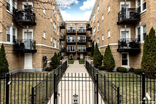 4908 N Drake Avenue Unit 3