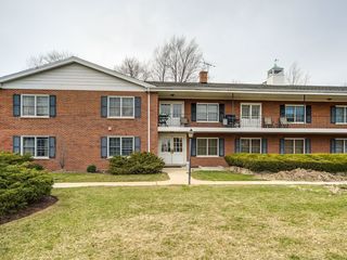 2820 Dundee Road Unit 12B