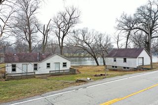 324 N Eagle Island Road
