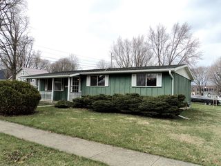 108 E 6th Street