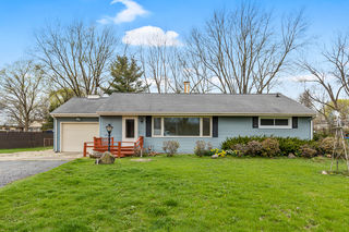 11n964 Randall Road