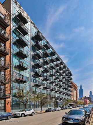 1224 W Van Buren Street Unit 411