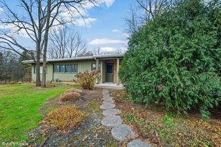 27w734 Garys Mill Road
