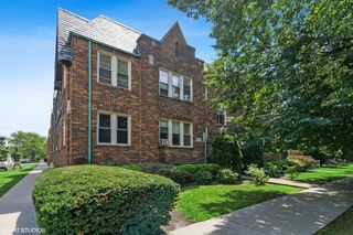 2859 N Kostner Avenue Unit 2