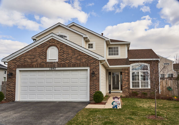 1940 Cobblebrook Lane Naperville, IL House Sold - Photo 1 of 28. Opens carousel modal