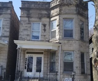 212 N Leamington Avenue