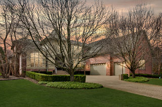 3935 Sunset Lane