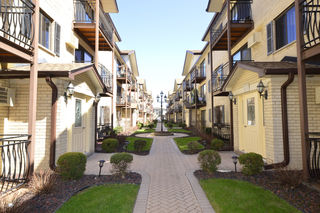 5139 N East River Road Unit 270