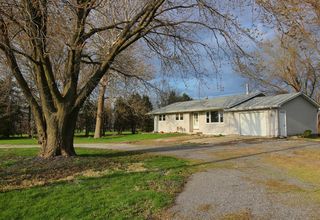 8109 N 1000w Road