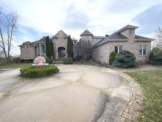 1071 Country Lane