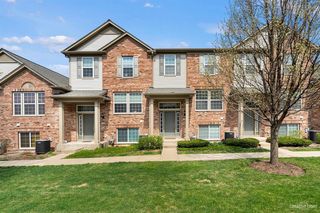 476 Valentine Way