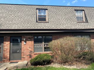 8 Evergreen Circle Unit B