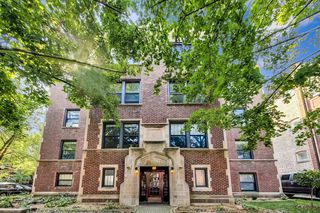 1303 W Elmdale Avenue Unit 2