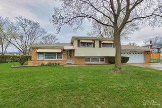 1700 W Martha Lane