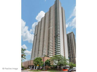 6033 N Sheridan Road Unit 15J