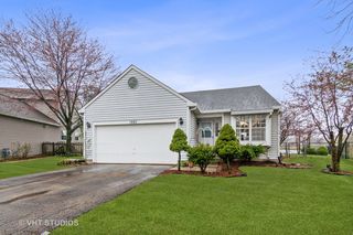 1921 Grosse Pointe Court