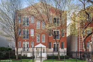 1528 N Claremont Avenue Unit 1S