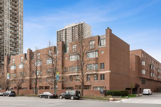 1720 N Lasalle Drive Unit 21