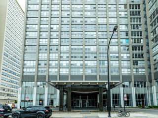 655 W Irving Park Road Unit 1201